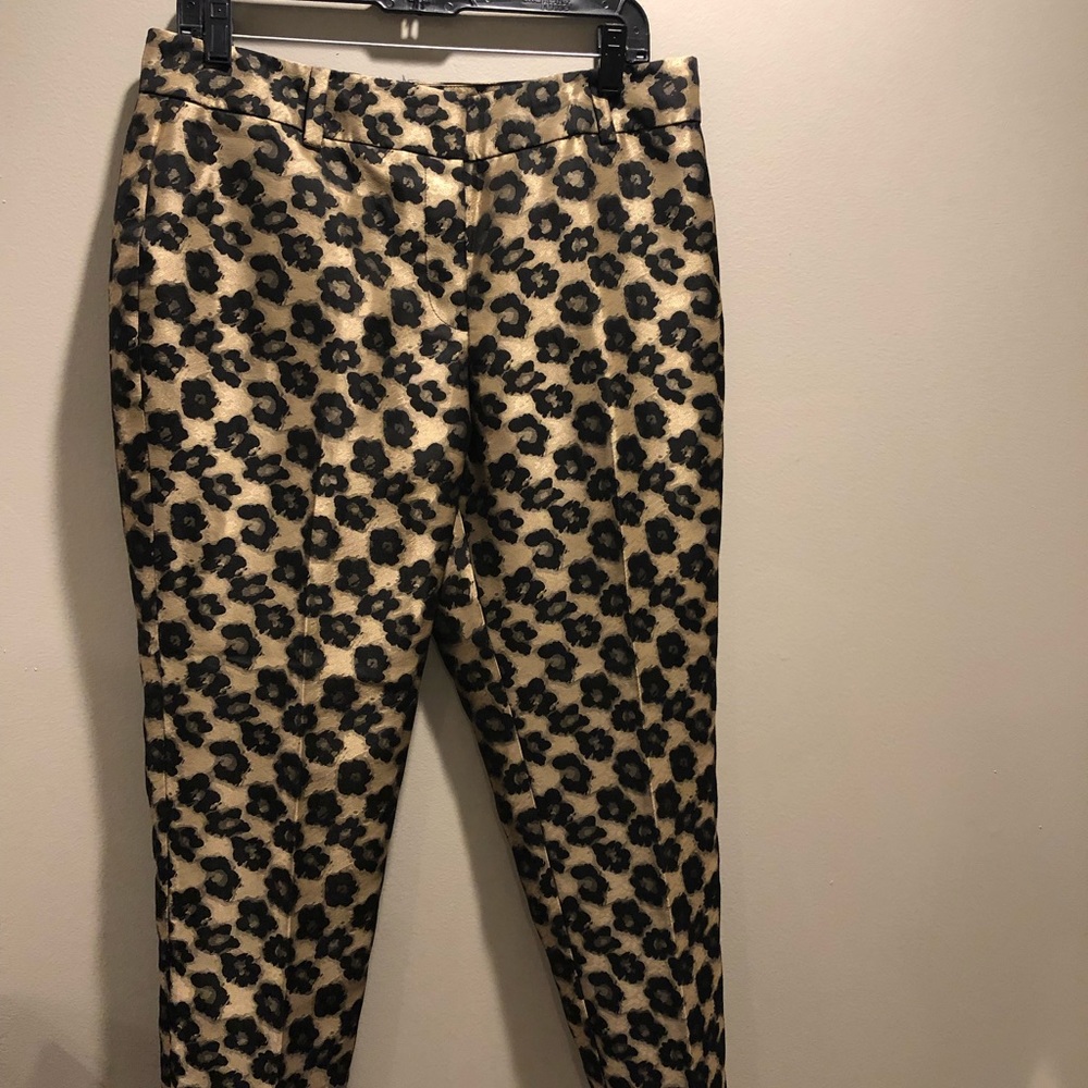 Ann Taylor Leopard pants, size 8!